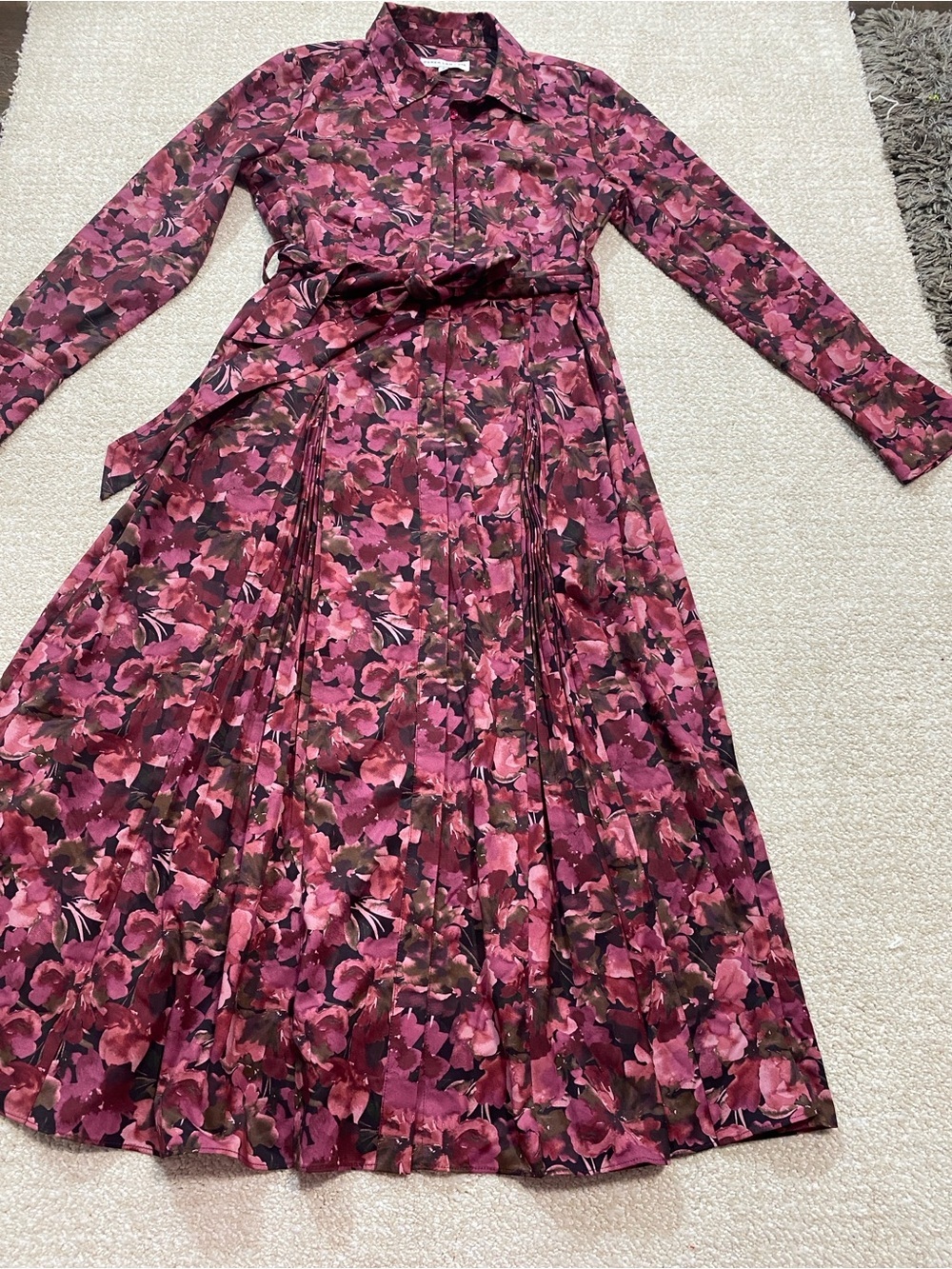 10 Crosby Derek Lam Maroon and Pink Floral Long-Sleeve Pleated Dress Size 4 - Picture 13 of 16